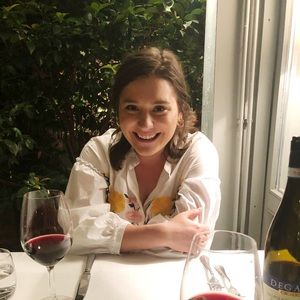 Meet your Posher, Becky